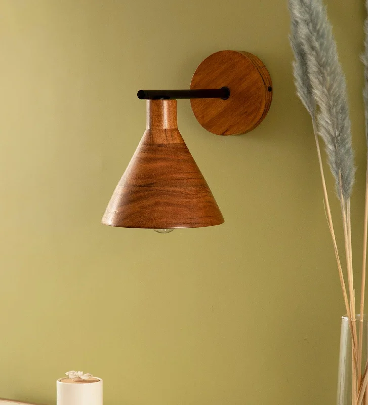 Tubino Wooden Wall Sconce