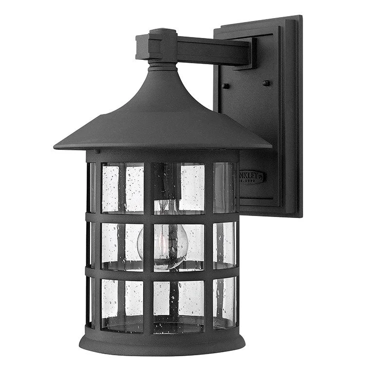 Freeport Single-Light Large Wall-Mount Lantern