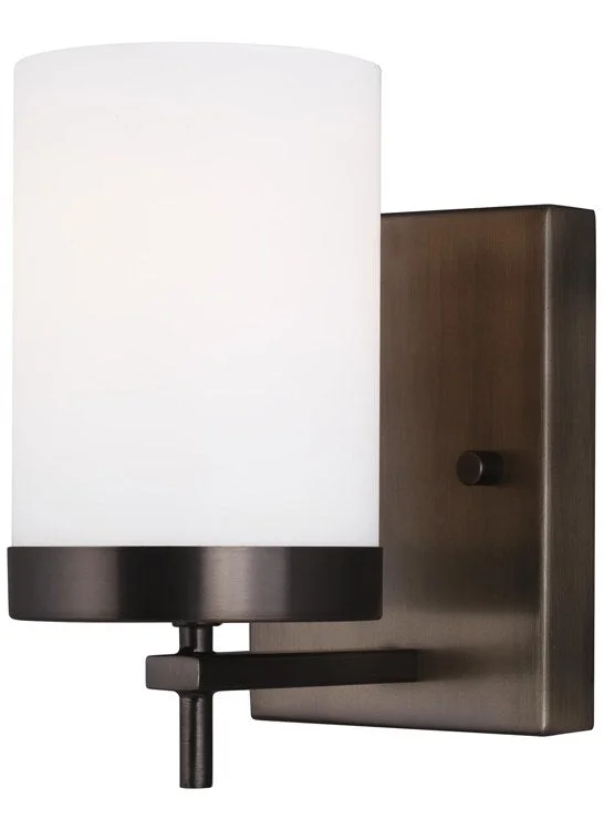 Zire Single-Light Bathroom Wall Sconce