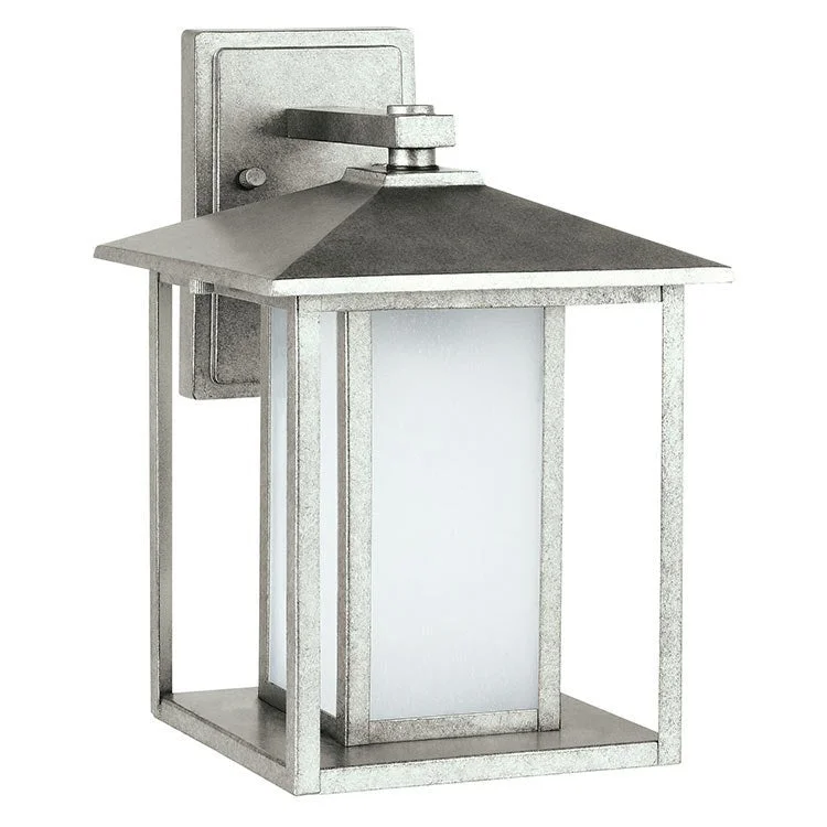 Hunnington Single-Light Large Outdoor Wall Lantern